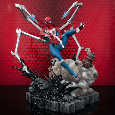 Marvel's Spider-Man 2 Marvel Gallery Deluxe PVC Diorama Spider-Man (Gamerverse) 30cm - Scale Statue - Diamond Select - Hobby Figures UK