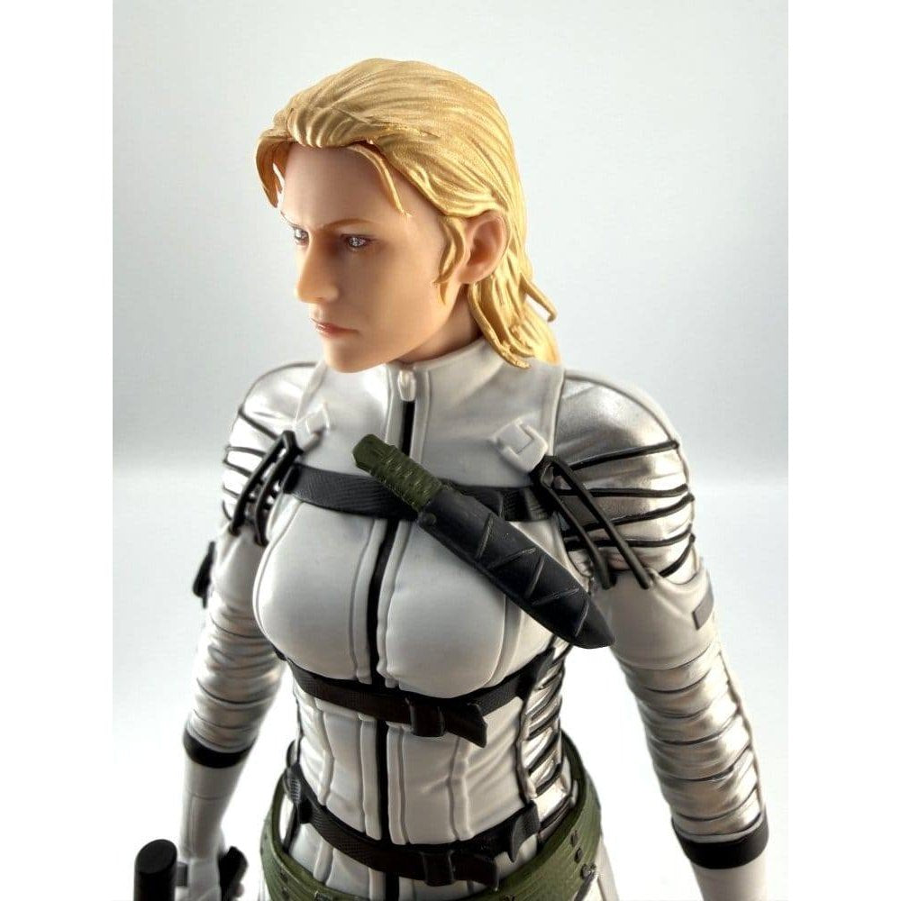 Metal Gear Solid Delta: Snake Eater PVC Figure The Boss 20cm