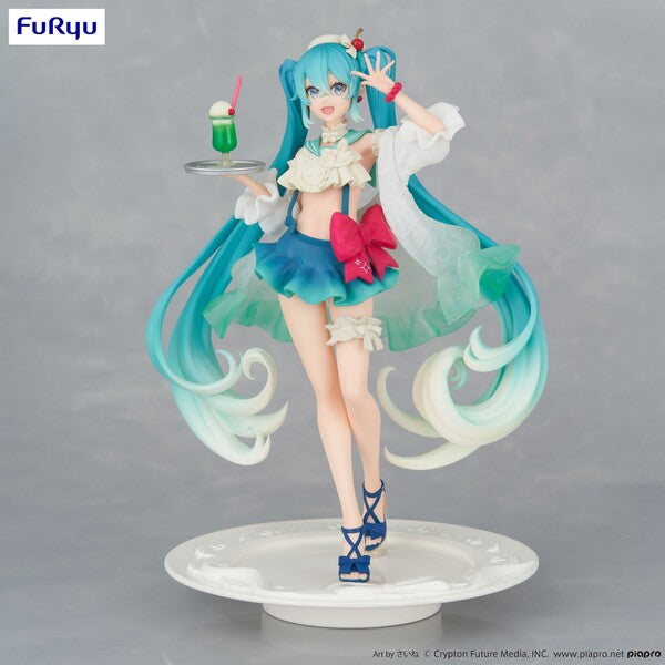 Hatsune Miku PVC Statue Hatsune Miku SweetSweets Series Melon Soda Float 18cm - Scale Statue - Furyu - Hobby Figures UK