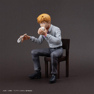 Mob Psycho 100 III x Bunbougu Cafe 2022 PVC Statue Arataka Reigen 14cm - Scale Statue - Union Creative - Hobby Figures UK