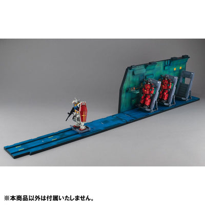 Mobile Suit Gundam SEED Realistic Model Series Diorama 1/144 White Base Catapult Deck Anime Edition - Scale Statue - Megahouse - Hobby Figures UK