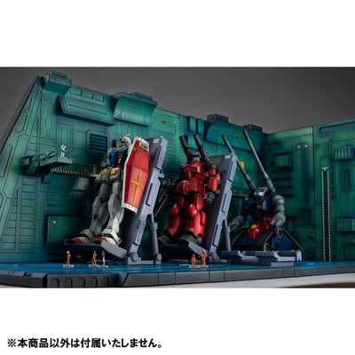 Mobile Suit Gundam SEED Realistic Model Series Diorama 1/144 White Base Catapult Deck Anime Edition - Scale Statue - Megahouse - Hobby Figures UK