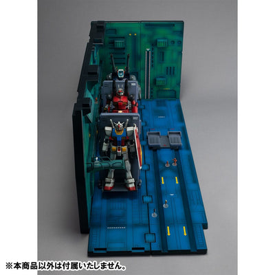Mobile Suit Gundam SEED Realistic Model Series Diorama 1/144 White Base Catapult Deck Anime Edition - Scale Statue - Megahouse - Hobby Figures UK