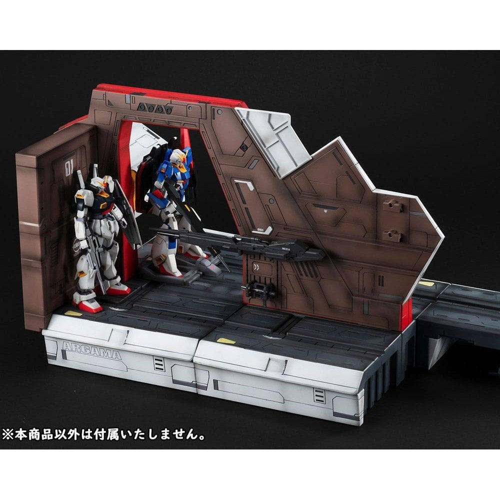 Mobile Suit Z Gundam HG Series Realistic Model Series Diorama 1/144 Nahel Argama catapult deck 40th Anniversary Edition 100cm - Scale Statue - Megahouse - Hobby Figures UK