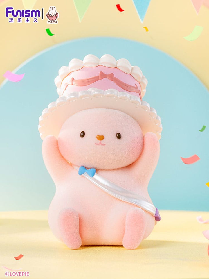 Momo Bunny Strawberry Town Series Mini Figures 9cm Display (8