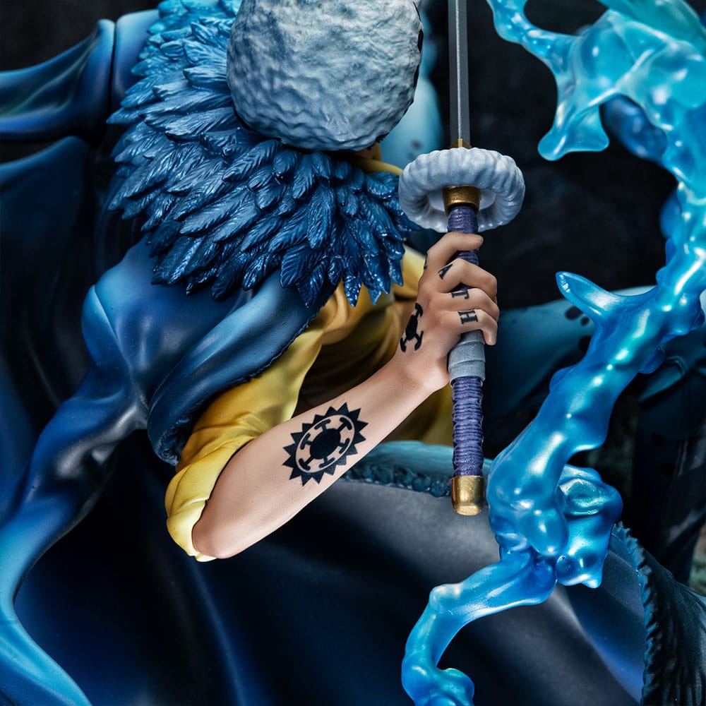One Piece Portrait Of Pirates WA-MAXIMUM PVC Statue Trafalgar Law The Surgeon of Death Awaken Ver. 27cm - Scale Statue - Megahouse - Hobby Figures UK
