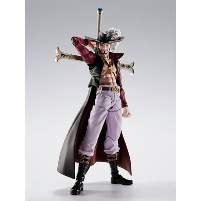 One Piece S.H. Figuarts Action Figure Dracule Mihawk Hawkeye 17cm - Action Figures - Bandai Tamashii Nations - Hobby Figures UK
