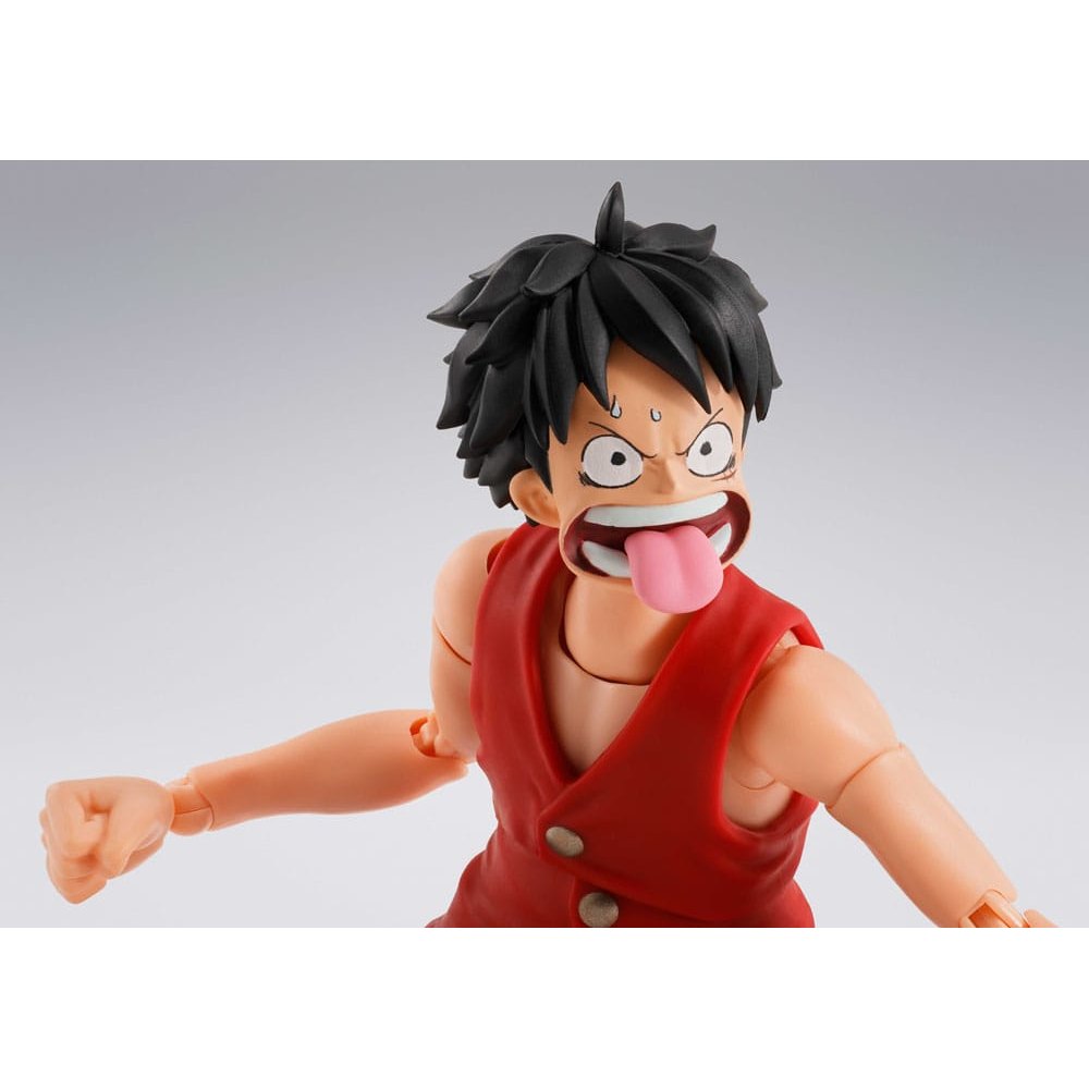 One Piece S.H. Figuarts Action Figure Dracule Mihawk Hawkeye 17cm - Action Figures - Bandai Tamashii Nations - Hobby Figures UK