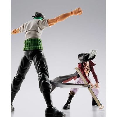 One Piece S.H. Figuarts Action Figure Dracule Mihawk Hawkeye 17cm - Action Figures - Bandai Tamashii Nations - Hobby Figures UK