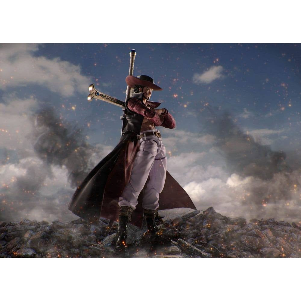 One Piece S.H. Figuarts Action Figure Dracule Mihawk Hawkeye 17cm - Action Figures - Bandai Tamashii Nations - Hobby Figures UK