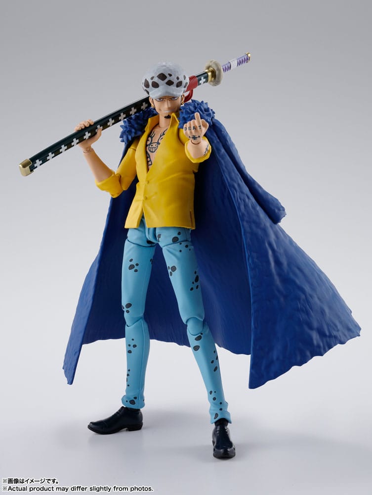 One Piece S.H. Figuarts Action Figure Trafalgar Law -The Raid on Onigashima- 16cm - Action Figures - Bandai Tamashii Nations - Hobby Figures UK