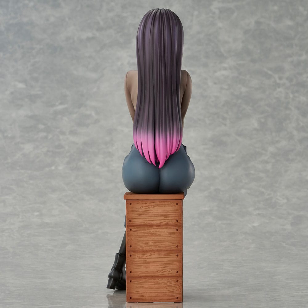 Original Character PVC Statue Reika-sensei of the Art Club Illustrated by Anteiru 22cm - Scale Statue - Union Creative - Hobby Figures UK