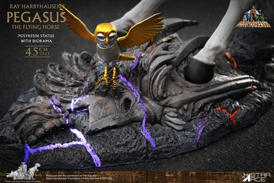 Ray Harryhausen Statue Pegasus: The Flying Horse 2.0 Deluxe Version 45cm - Scale Statue - Star Ace Toys - Hobby Figures UK