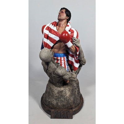 Rocky IV Statue 1/4 Rocky Balboa 48cm - Scale Statue - Hollywood Collectibles Group - Hobby Figures UK