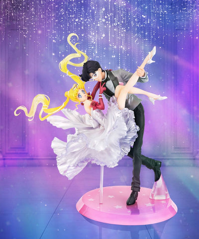 Sailor Moon FiguartsZERO Chouette PVC Statue Usagi & Tuxedo Mask Moonlight Glow Edition 24cm - Scale Statue - Bandai Tamashii Nations - Hobby Figures UK