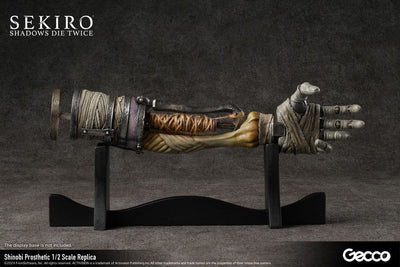 Sekiro: Shadows Die Twice Replica 1/2 Shinobi Prosthetic 32cm - Scale Statue - Gecco - Hobby Figures UK