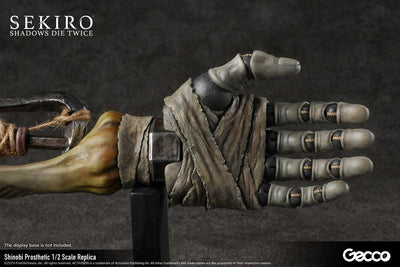 Sekiro: Shadows Die Twice Replica 1/2 Shinobi Prosthetic 32cm - Scale Statue - Gecco - Hobby Figures UK