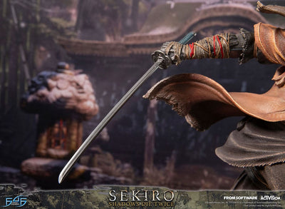 Sekiro: Shadows Die Twice Statue Sekiro 32cm - Scale Statue - First 4 Figures - Hobby Figures UK
