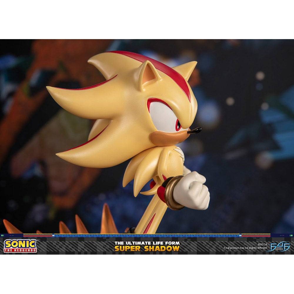 Sonic the Hedgehog The Ultimate Life Form Statue Super Shadow Standard Edition 32cm - Scale Statue - First 4 Figures - Hobby Figures UK