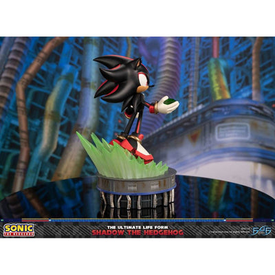 Sonic the Hedgehog The Ultimate Life Form Statue Shadow the Hedgehog Standard Edition 32cm - Scale Statue - First 4 Figures - Hobby Figures UK