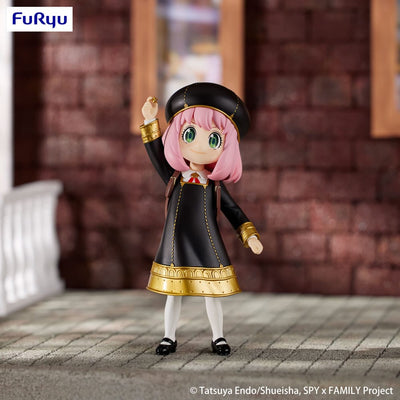 Spy x Family Exceed Creative PVC Statue Anya Forger Get a Stella Star 16cm - Scale Statue - Furyu - Hobby Figures UK