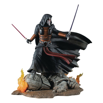 Star Wars: Knights of the Old Republic Gallery PVC Statue Darth Revan 25cm - Scale Statue - Gentle Giant - Hobby Figures UK