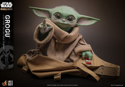 Star Wars: The Mandalorian Life-Size Masterpiece Action Figure Grogu 37cm - Action Figures - Hot Toys - Hobby Figures UK