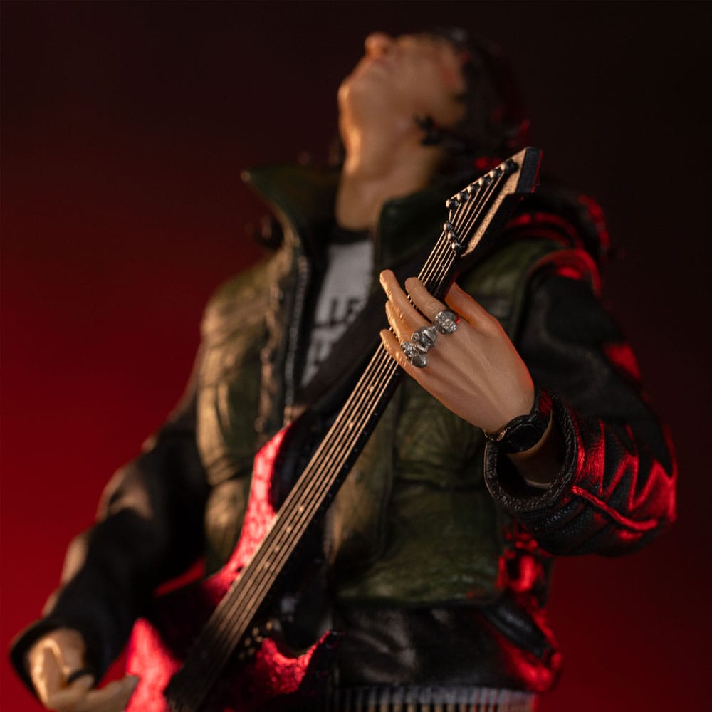 Stranger Things Deluxe Art Scale Statue 1/10 Eddie Munson 20cm - Scale Statue - Iron Studios - Hobby Figures UK