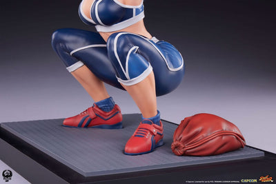 Street Fighter Premier Series Statue 1/4 Cammy: Powerlifting SF6 41cm - Scale Statue - Premium Collectibles Studio - Hobby Figures UK