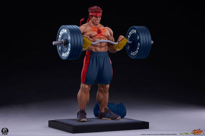 Street Fighter Premier Series Statue 1/4 Evil Ryu: Powerlifting 53cm - Scale Statue - Premium Collectibles Studio - Hobby Figures UK