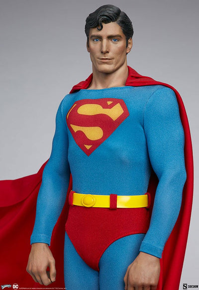 Superman Premium Format Figure Superman: The Movie 52cm - Scale Statue - Sideshow Collectibles - Hobby Figures UK