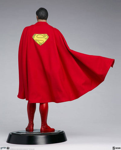 Superman Premium Format Figure Superman: The Movie 52cm - Scale Statue - Sideshow Collectibles - Hobby Figures UK