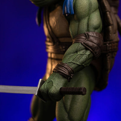 Teenage Mutant Ninja Turtles Art Scale Statue 1/10 Leonardo 21cm - Scale Statue - Iron Studios - Hobby Figures UK
