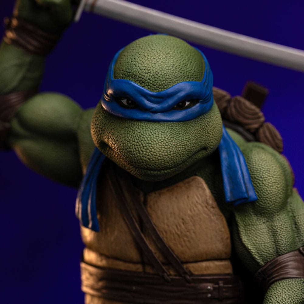 Teenage Mutant Ninja Turtles Art Scale Statue 1/10 Leonardo 21cm - Scale Statue - Iron Studios - Hobby Figures UK