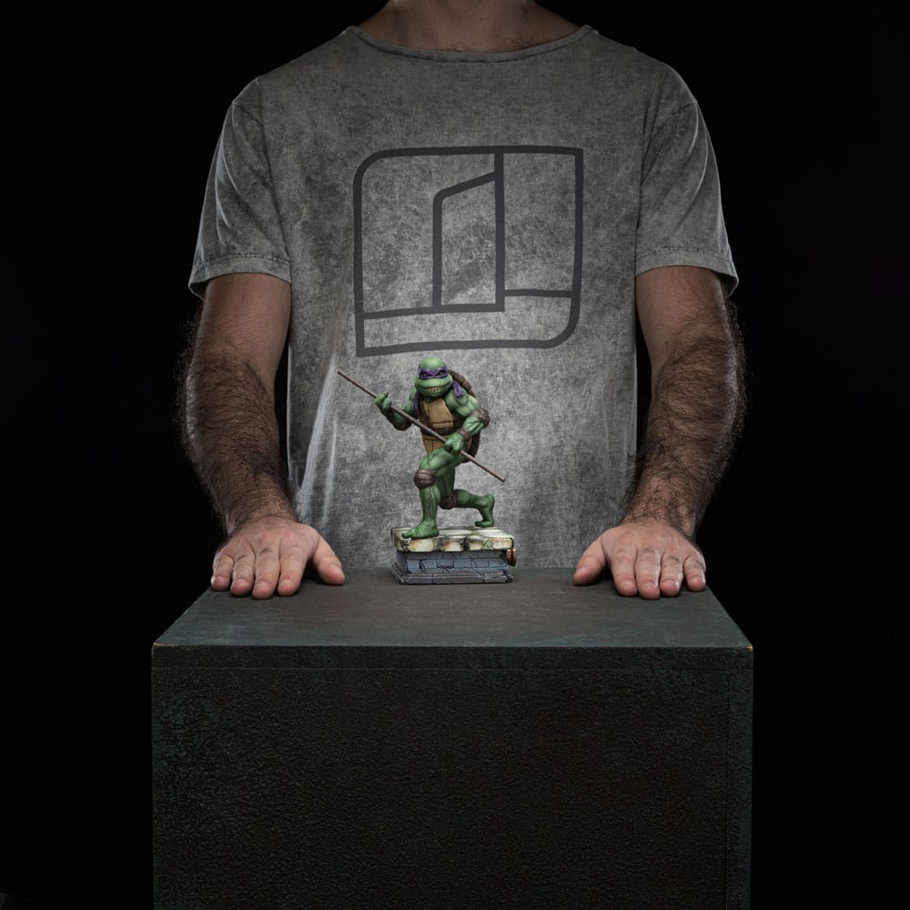 Teenage Mutant Ninja Turtles Art Scale Statue 1/10 Donatello 18cm - Scale Statue - Iron Studios - Hobby Figures UK
