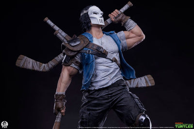 Teenage Mutant Ninja Turtles Legends Statue 1/3 Casey Jones 65cm - Scale Statue - Premium Collectibles Studio - Hobby Figures UK