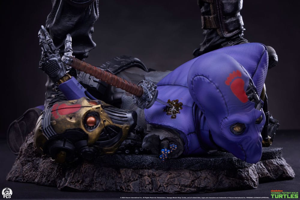 Teenage Mutant Ninja Turtles Legends Statue 1/3 Casey Jones 65cm - Scale Statue - Premium Collectibles Studio - Hobby Figures UK