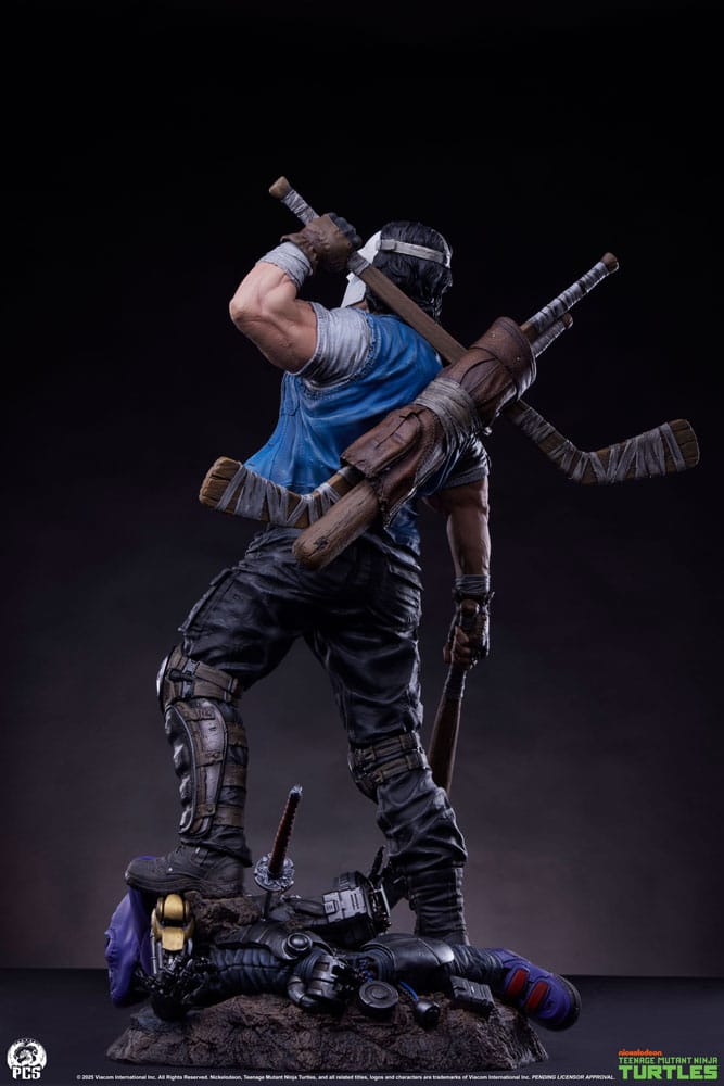 Teenage Mutant Ninja Turtles Legends Statue 1/3 Casey Jones 65cm - Scale Statue - Premium Collectibles Studio - Hobby Figures UK
