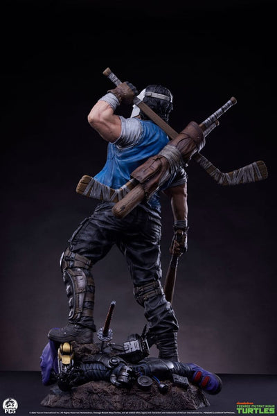Teenage Mutant Ninja Turtles Legends Statue 1/3 Casey Jones 65cm - Scale Statue - Premium Collectibles Studio - Hobby Figures UK