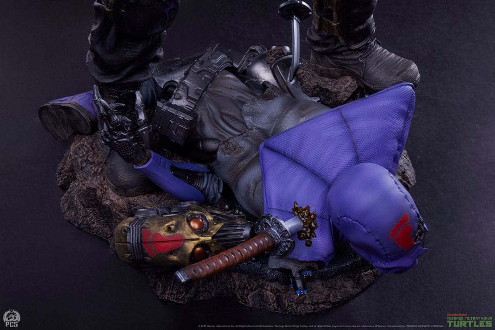 Teenage Mutant Ninja Turtles Legends Statue 1/3 Casey Jones 65cm - Scale Statue - Premium Collectibles Studio - Hobby Figures UK