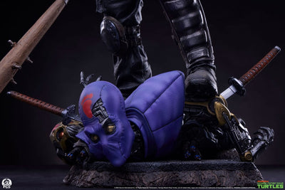 Teenage Mutant Ninja Turtles Legends Statue 1/3 Casey Jones 65cm - Scale Statue - Premium Collectibles Studio - Hobby Figures UK