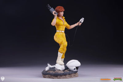 Teenage Mutant Ninja Turtles Premier Series Statue 1/4 April O'Neil 46cm - Scale Statue - Premium Collectibles Studio - Hobby Figures UK