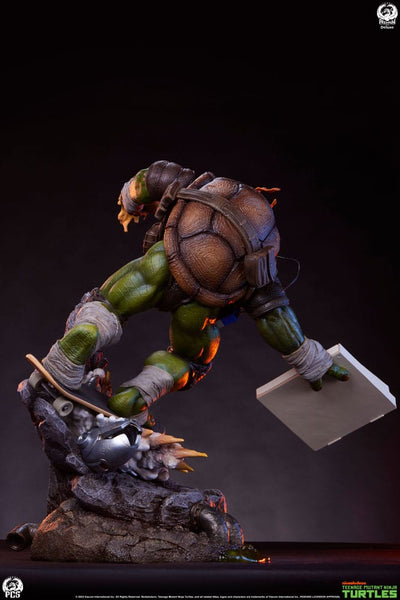 Teenage Mutant Ninja Turtles Statue 1/3 Michelangelo Deluxe Edition 67cm - Scale Statue - Premium Collectibles Studio - Hobby Figures UK