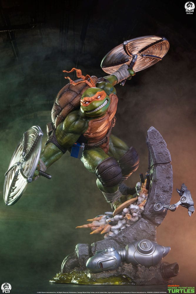 Teenage Mutant Ninja Turtles Statue 1/3 Michelangelo Deluxe Edition 67cm - Scale Statue - Premium Collectibles Studio - Hobby Figures UK