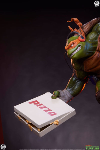 Teenage Mutant Ninja Turtles Statue 1/3 Michelangelo Deluxe Edition 67cm - Scale Statue - Premium Collectibles Studio - Hobby Figures UK