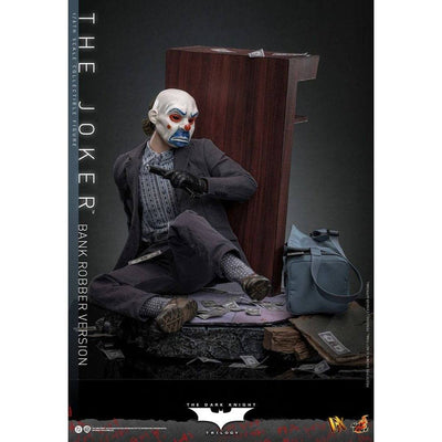The Dark Knight DX Action Figure 1/6 The Joker (Bank Robber Version) 30cm - Action Figures - Hot Toys - Hobby Figures UK