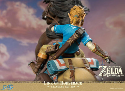 The Legend of Zelda Breath of the Wild Statue Link on Horseback 56cm - Scale Statue - First 4 Figures - Hobby Figures UK