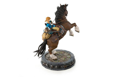 The Legend of Zelda Breath of the Wild Statue Link on Horseback 56cm - Scale Statue - First 4 Figures - Hobby Figures UK