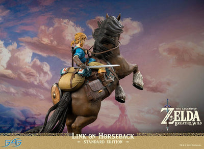 The Legend of Zelda Breath of the Wild Statue Link on Horseback 56cm - Scale Statue - First 4 Figures - Hobby Figures UK