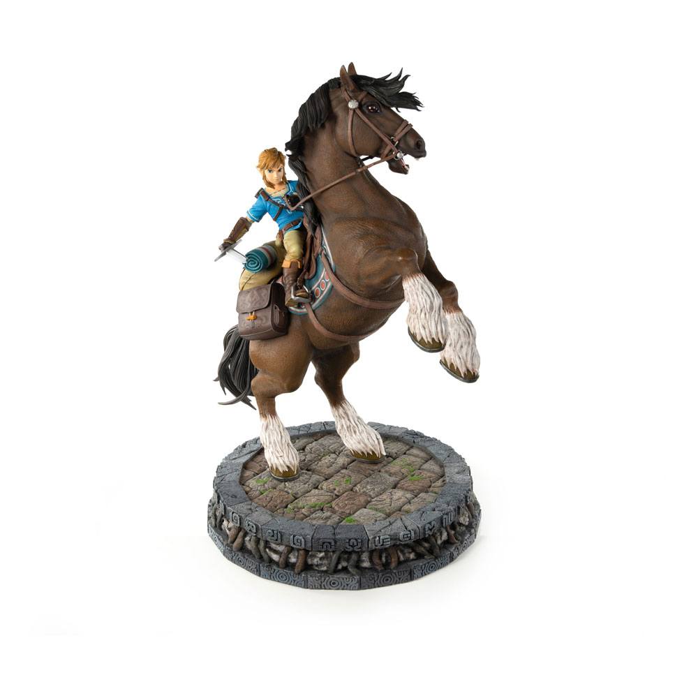 The Legend of Zelda Breath of the Wild Statue Link on Horseback 56cm - Scale Statue - First 4 Figures - Hobby Figures UK